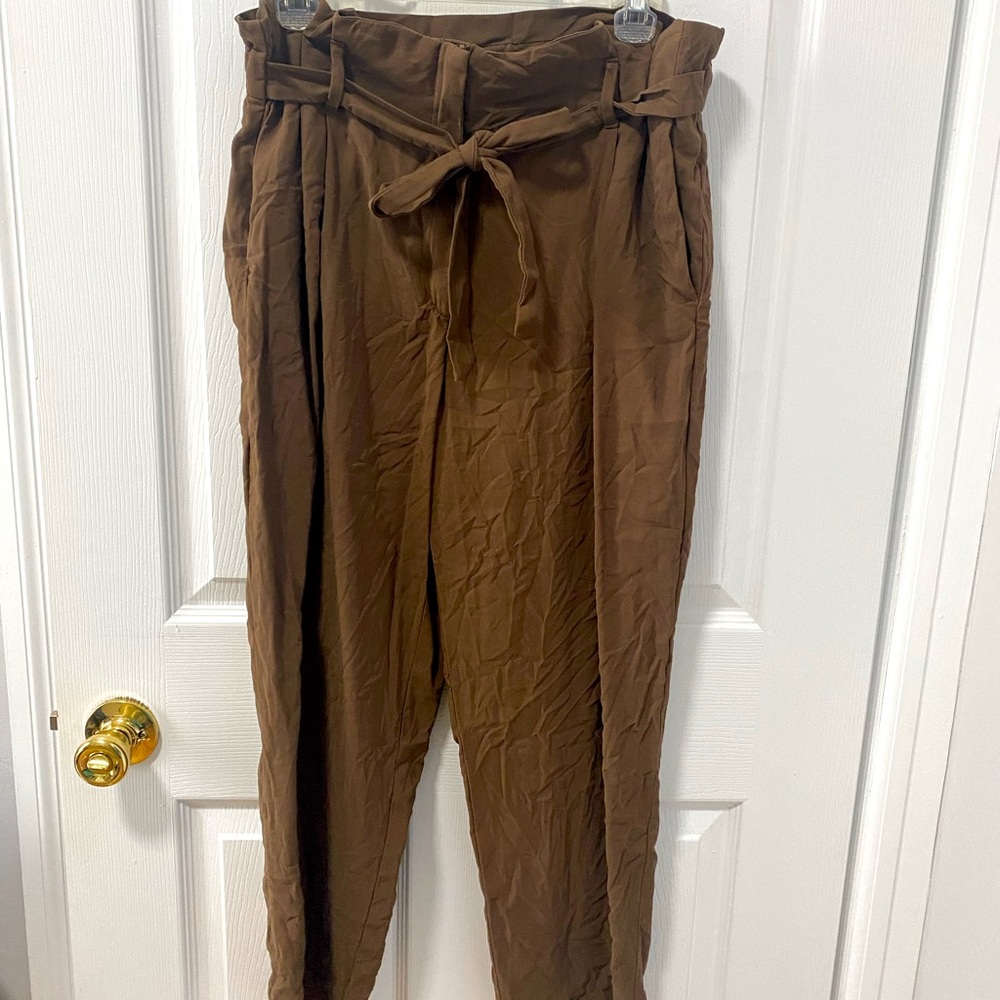 Paper-Bag Linen Trousers